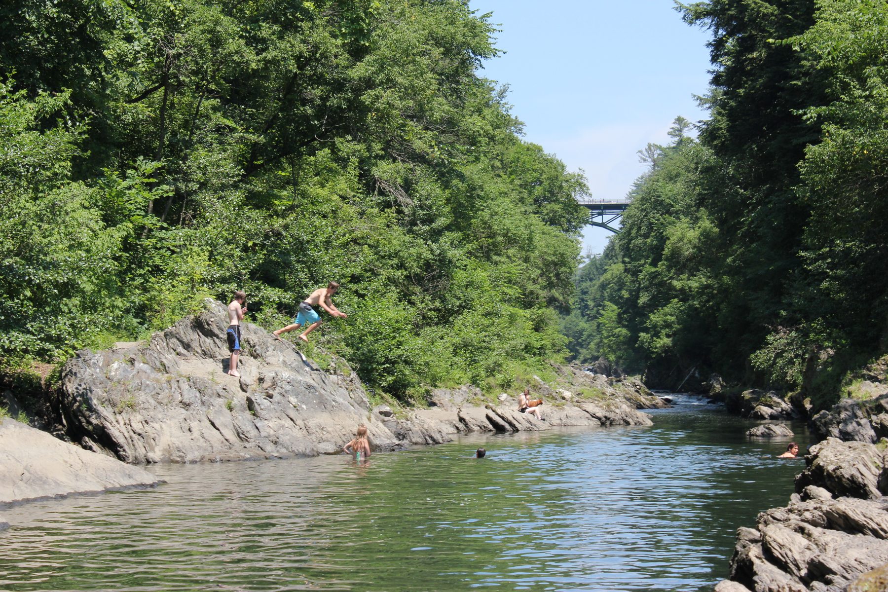 Cliff jumping at Quechee Gorge